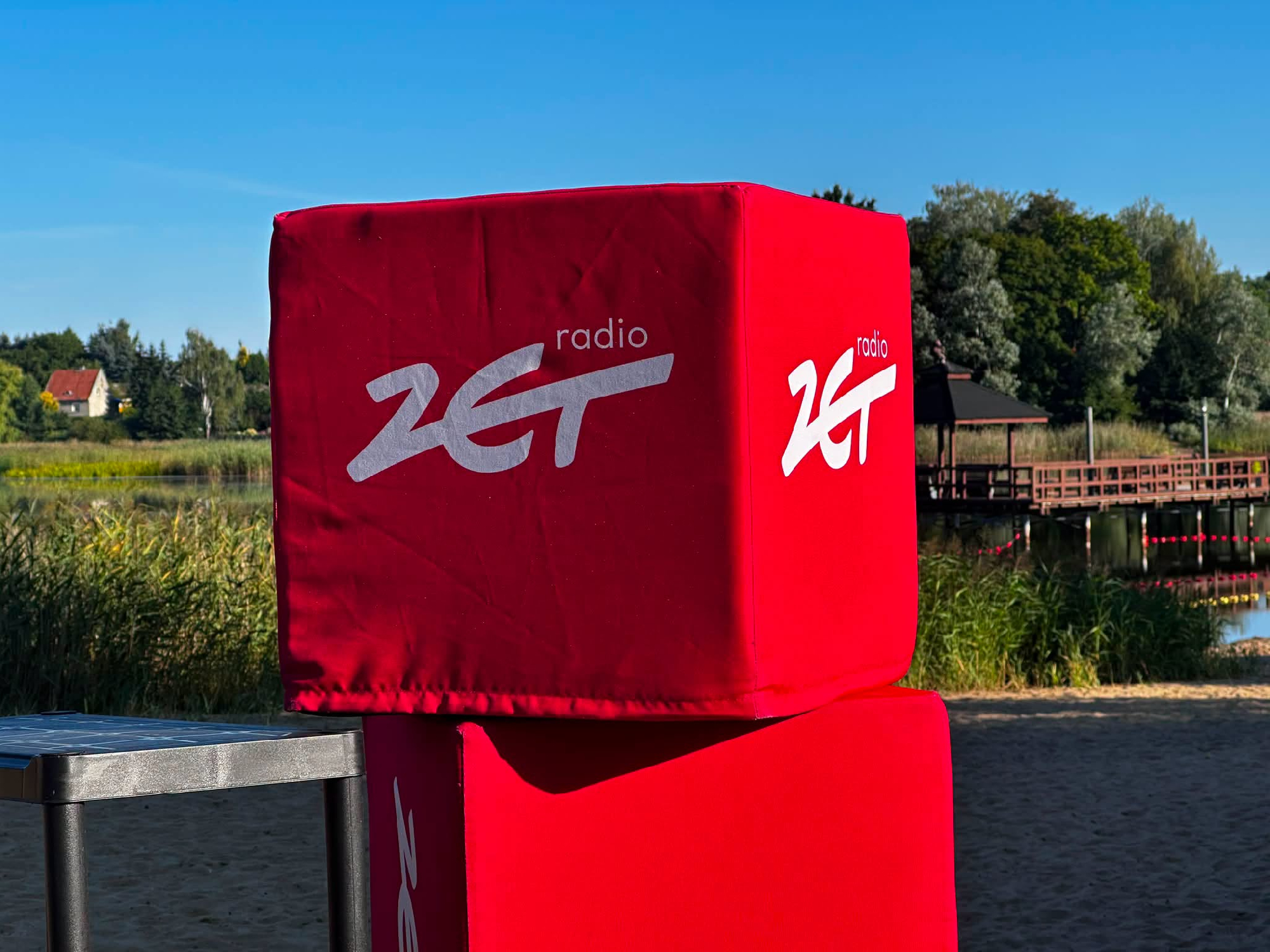 pufa z logo radio zet 